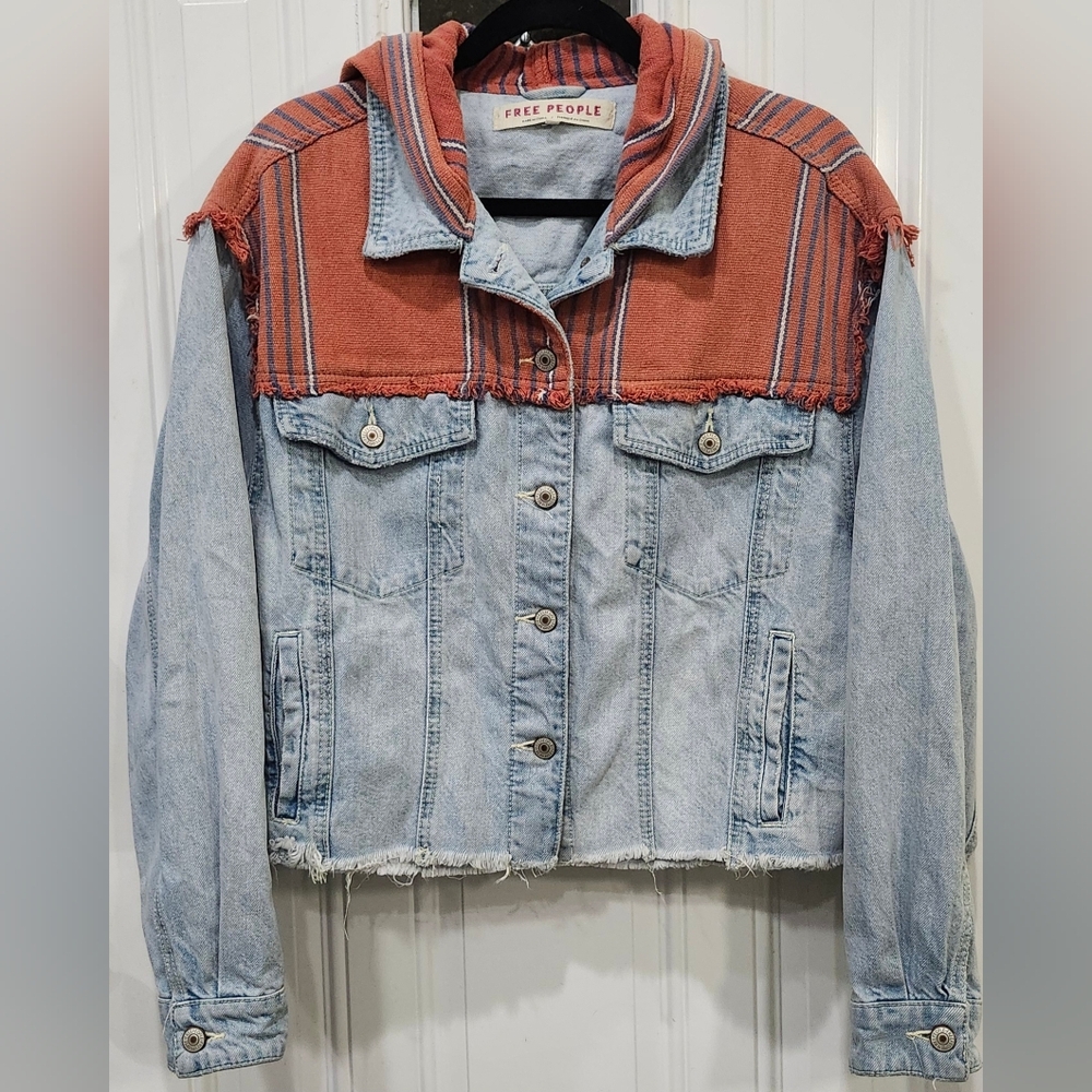 Free People Baja Mixed-Media Hooded Light Wash Denim Jacket Women's Size Small - Picture 2 of 8